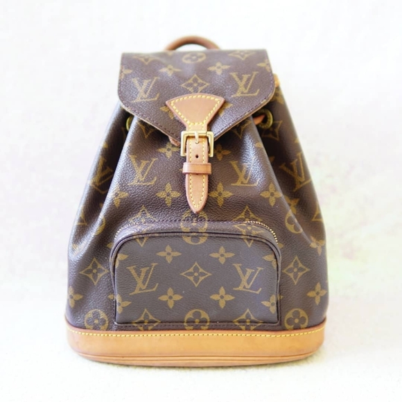 SOLD Louis Vuitton Monogram Mini Montsouris - Picture 1 of 12